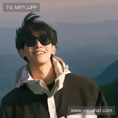 滑颢清